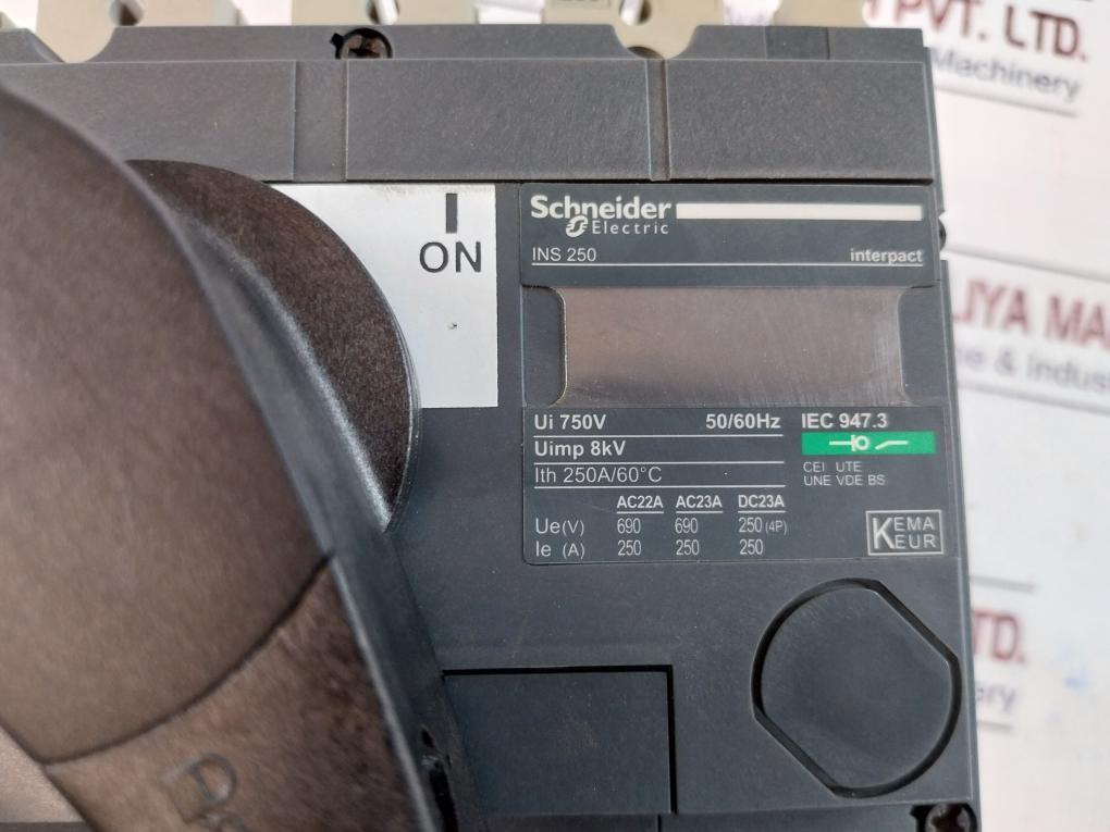 Schneider Electric Ins 250, 4P Switch Disconnector With Black Rotary Handle