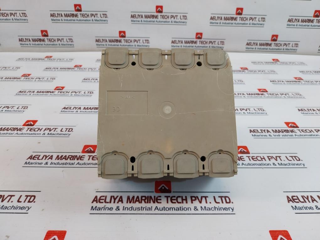 Schneider Electric Ins 250, 4P Switch Disconnector With Black Rotary Handle