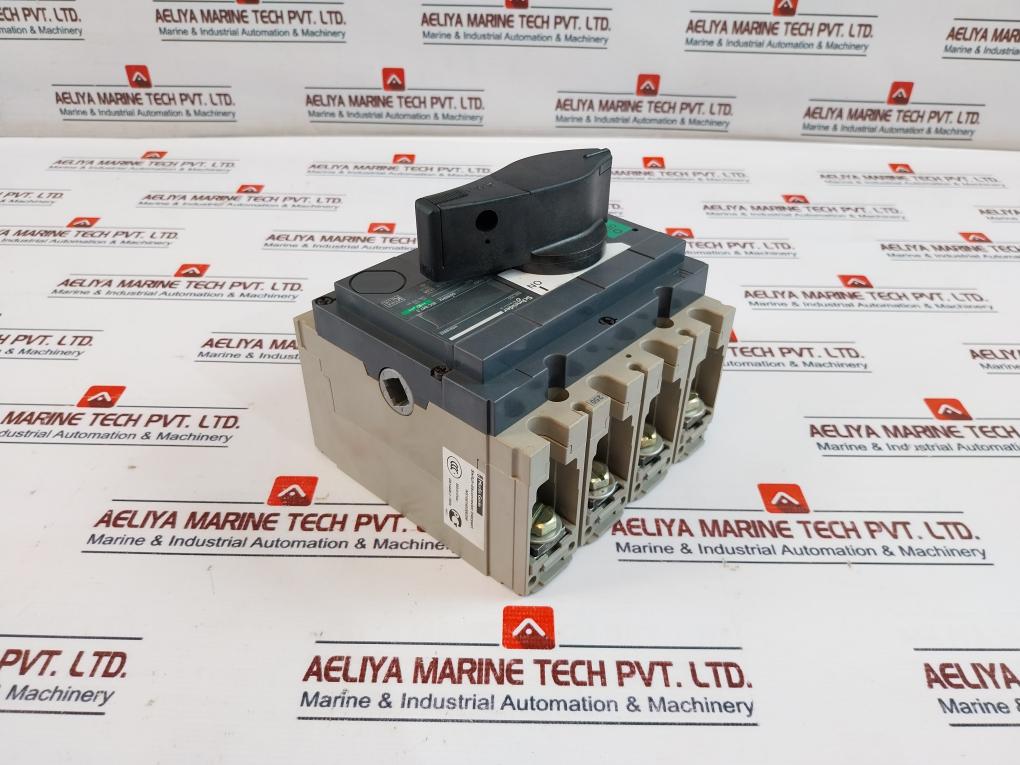 Schneider Electric Ins 250, 4P Switch Disconnector With Black Rotary Handle