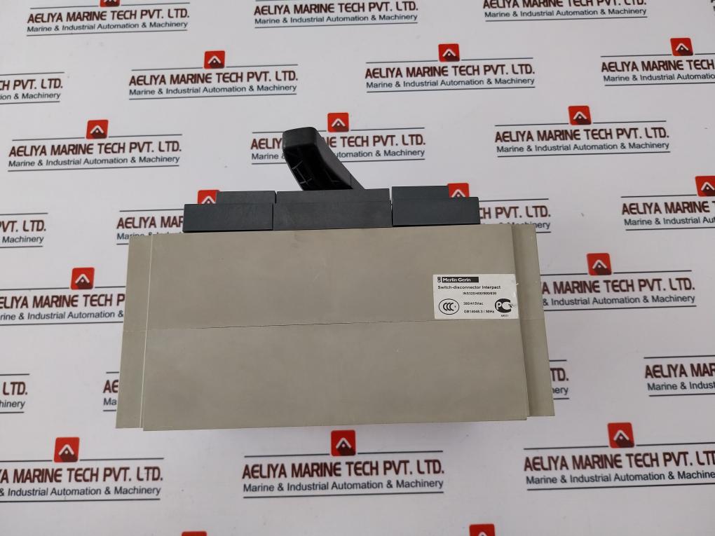 SCHNEIDER ELECTRIC INS 630 Switch-Disconnect 4P 630A 750V AC 50/60Hz