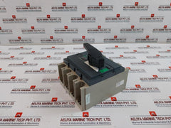 Schneider Electric Ins 630, 4P Switch Disconnector With Black Rotary Handle 750V