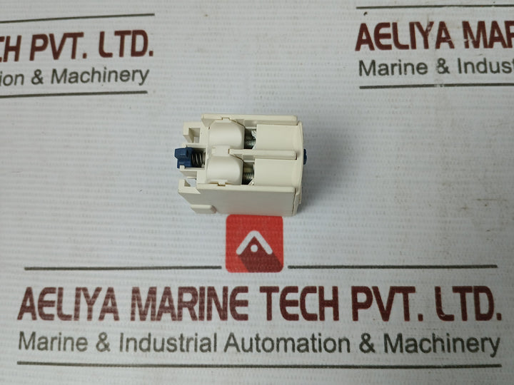 Schneider Electric Telemecanique Ladn11 Contact Block 3 389110 383836 2C 1109A
