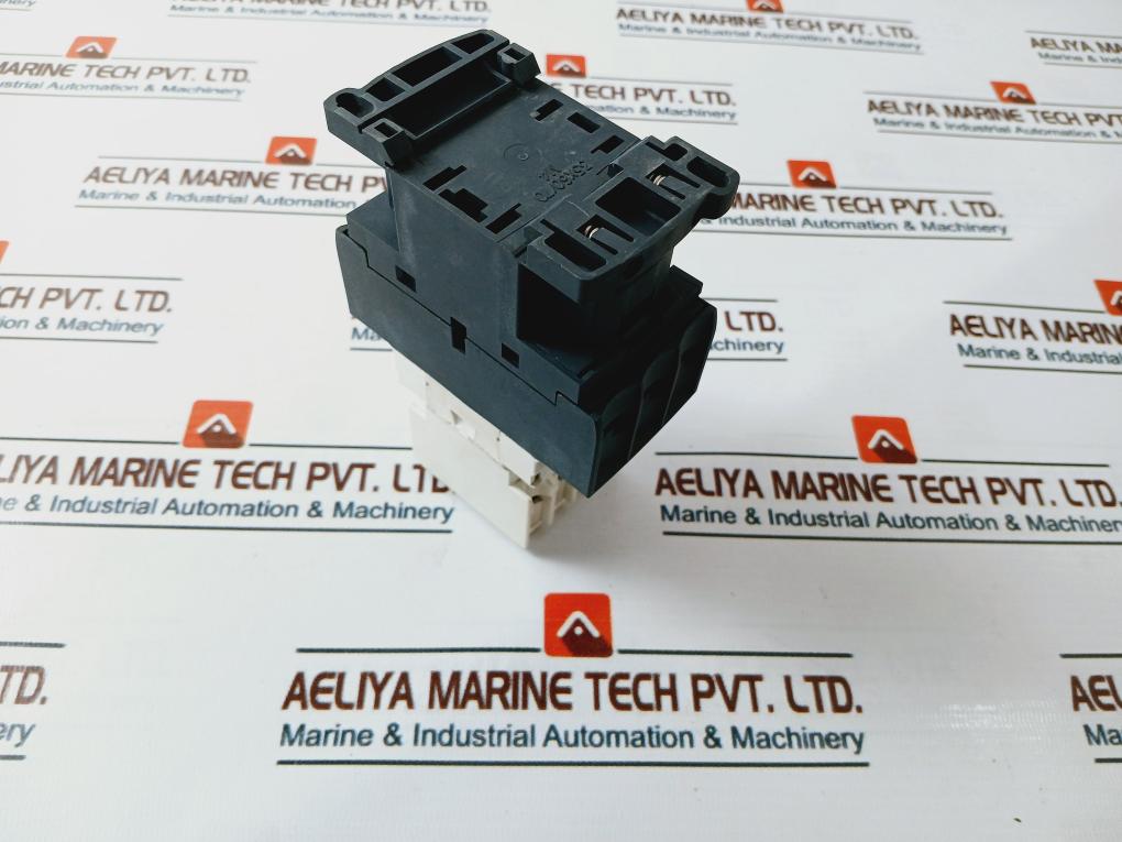 Schneider Electric Ladn22 Auxiliary Contact Block 690V