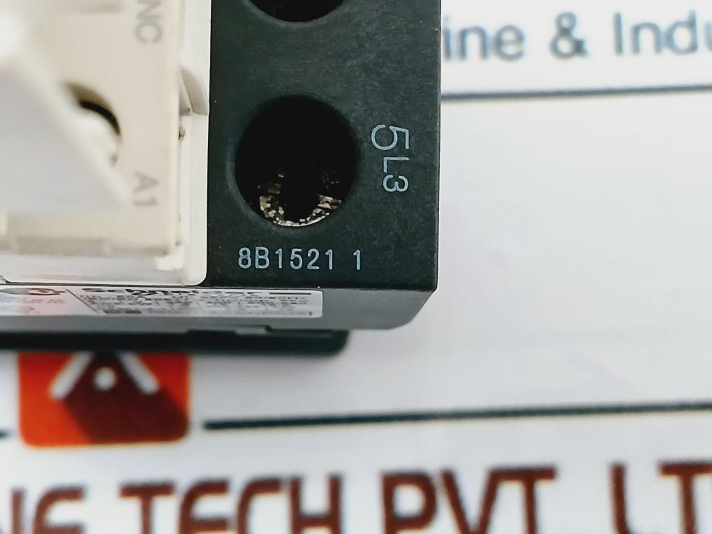 Schneider Electric Ladn22 Auxiliary Contact Block 690V