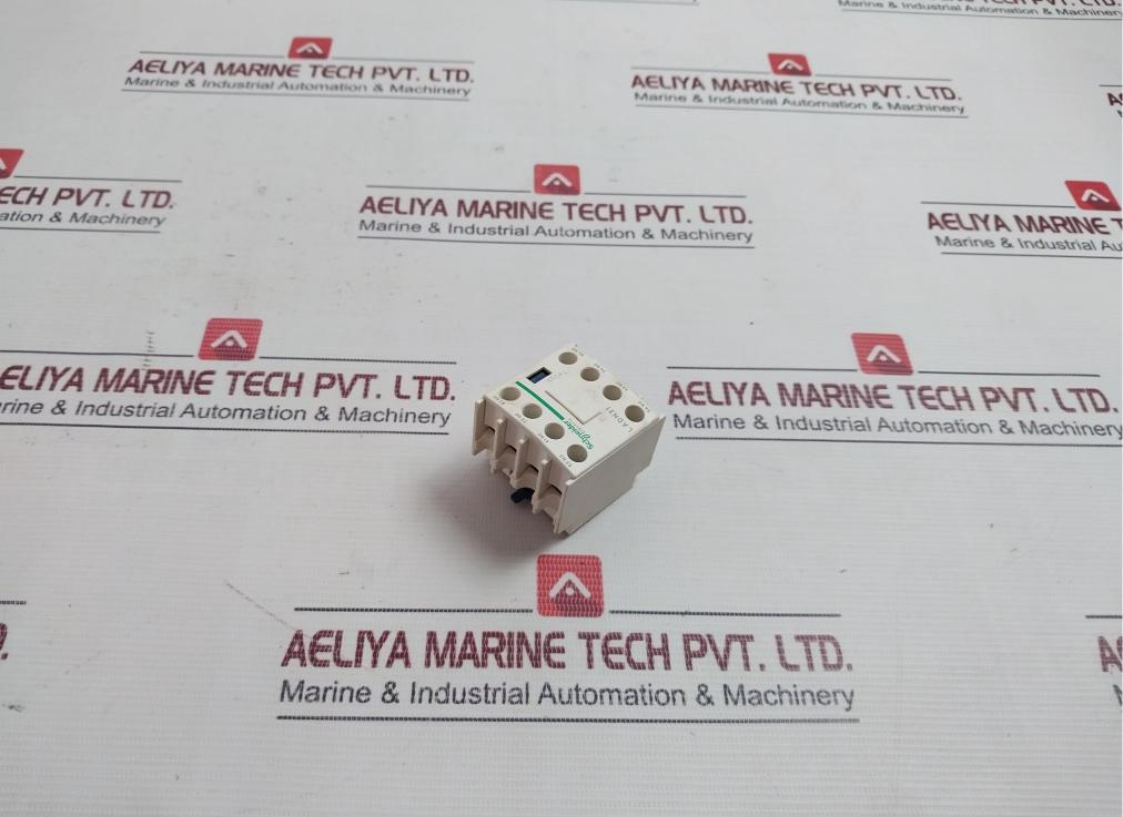 Schneider Electric Ladn31 Auxiliary Contact Block 690V 10A A600 Q600