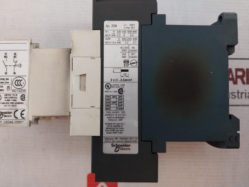 Schneider Electric Ladr0 Time Delay Auxiliary Contact Block 10A 24V Dc 600V Ac