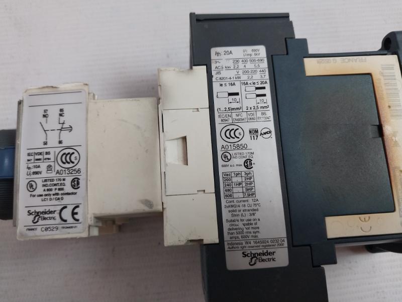 Schneider Electric Ladr0 Time Delay Auxiliary Contact Block 690V Iec 947 Vde0660