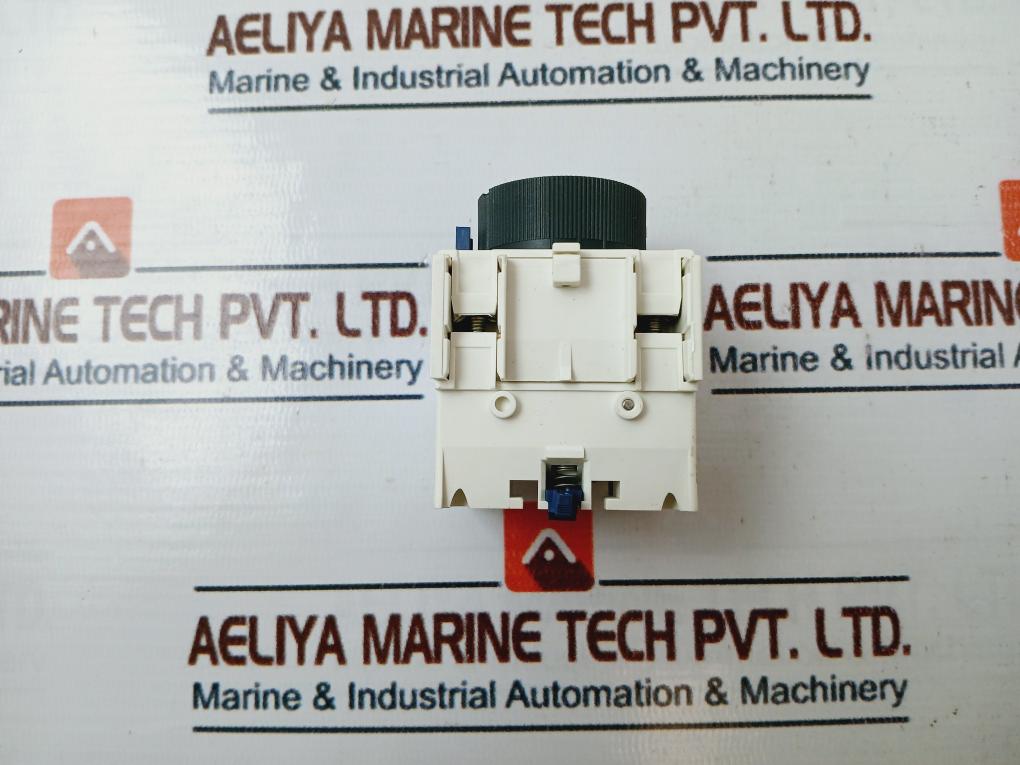 Schneider Electric Ladt2 Time Delay Block 0.1-30S, 690V