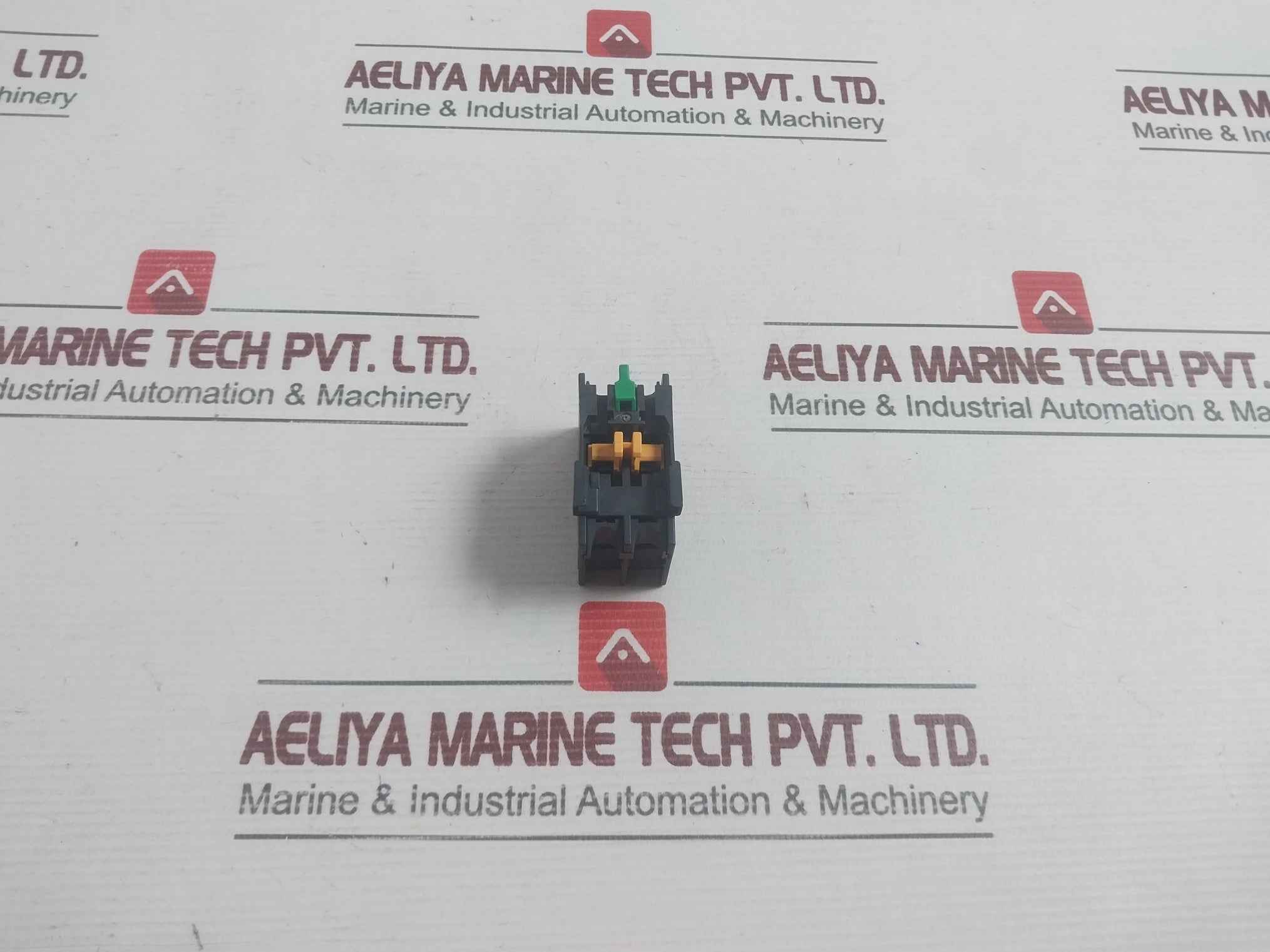 Schneider Electric Laen02 Auxiliary Contact Module
