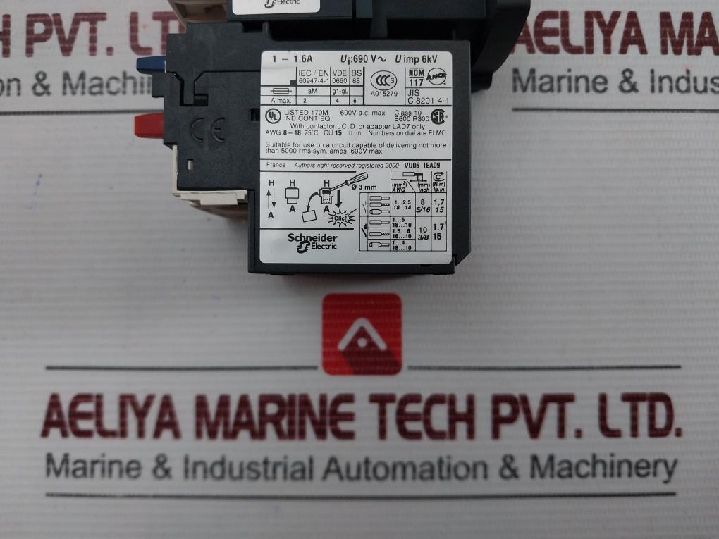 Schneider Electric Tesys D Contactor With Lrd 06 Overload Relay Lc1D09