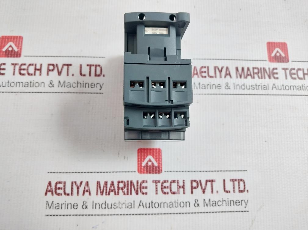 Power Contactor 240V Ac 50/60 Hz Schneider Electric Lc1D09U7