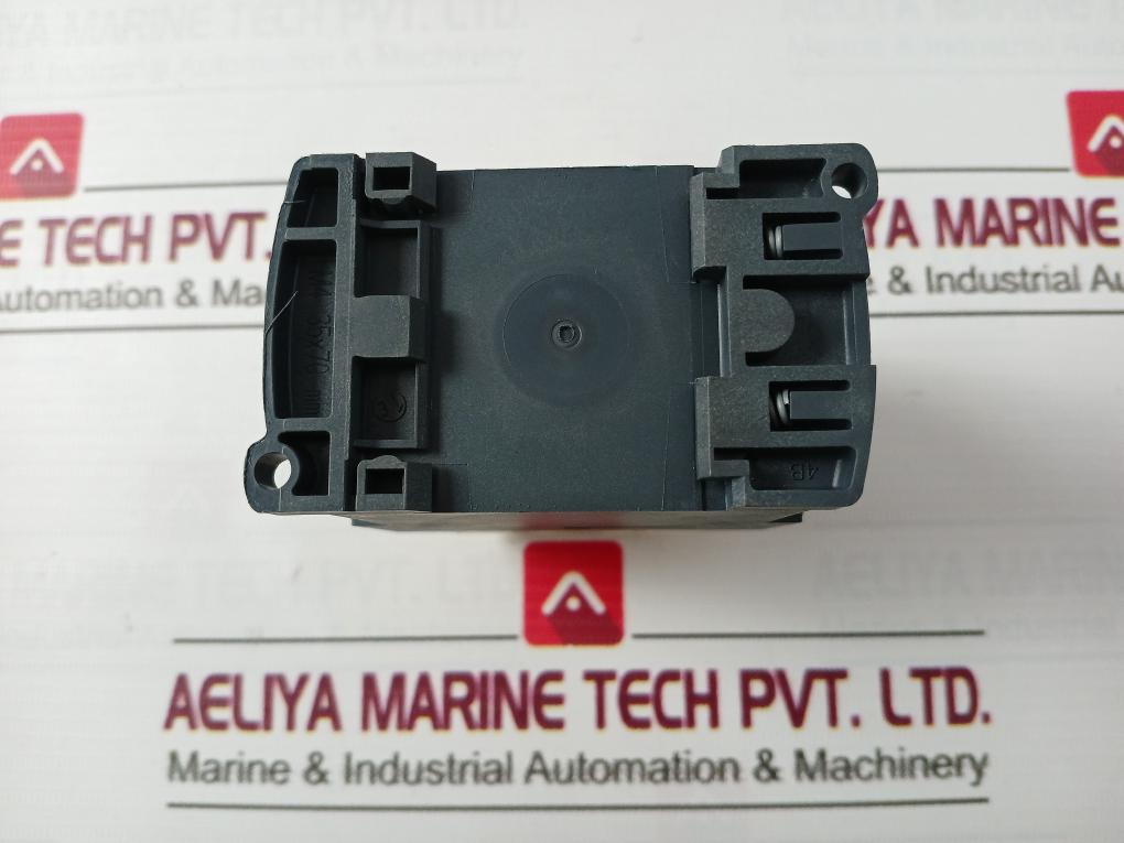 Schneider Electric Lc1D09Bd Contactor 25A 50/60Hz