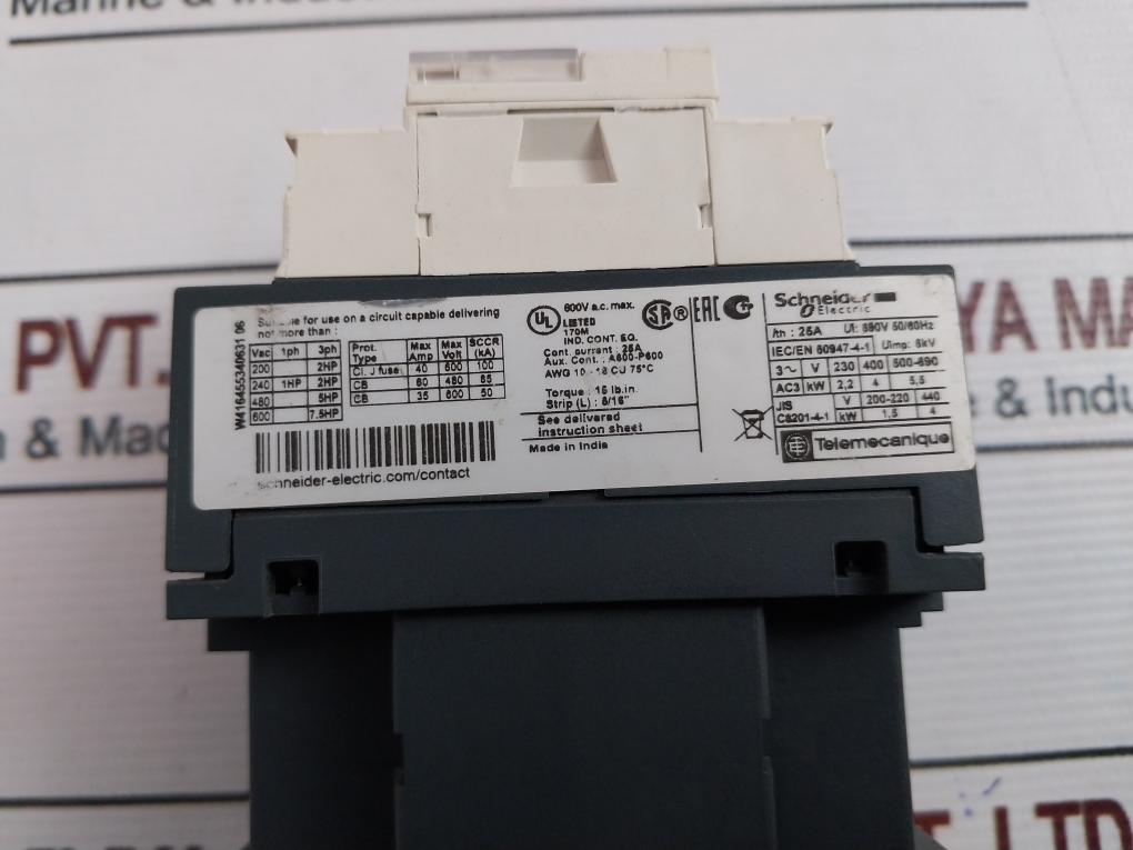 Schneider Electric Lc1D09 Contactor 25A 590V 50/60Hz
