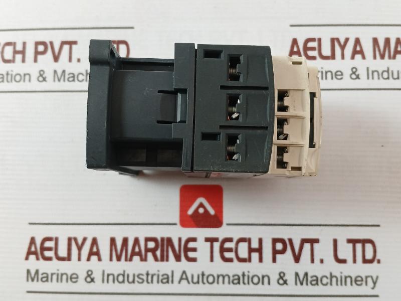 Schneider Electric Lc1D09 Tesys D Contactor Vde 0660 220V 50/60Hz 8C1035 4