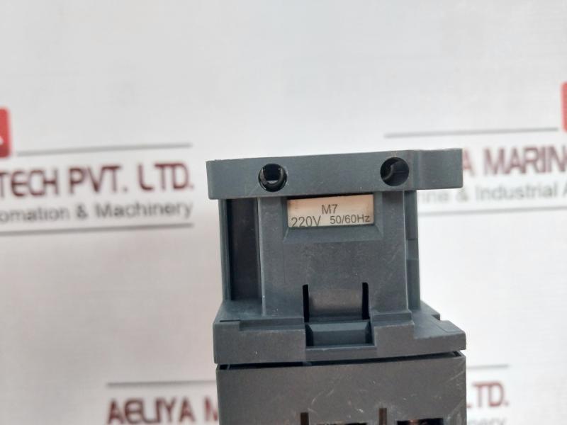 Schneider Electric Lc1D09 Tesys D Contactor With Overload Relay Lrd 06 25A 690V