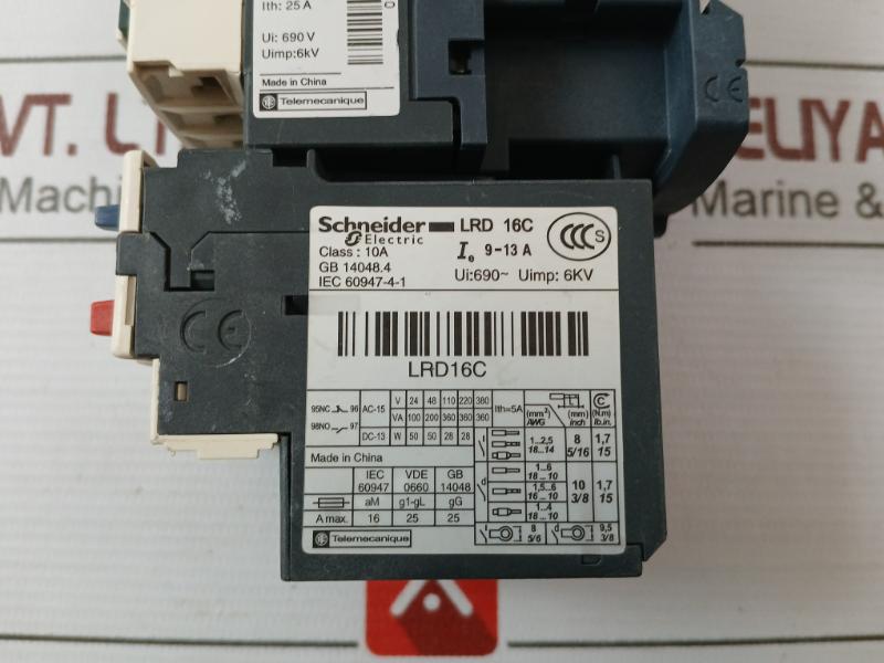 Schneider Electric Lc1D12 3-pole Contactor 12A 220V Coil Tesys D Series