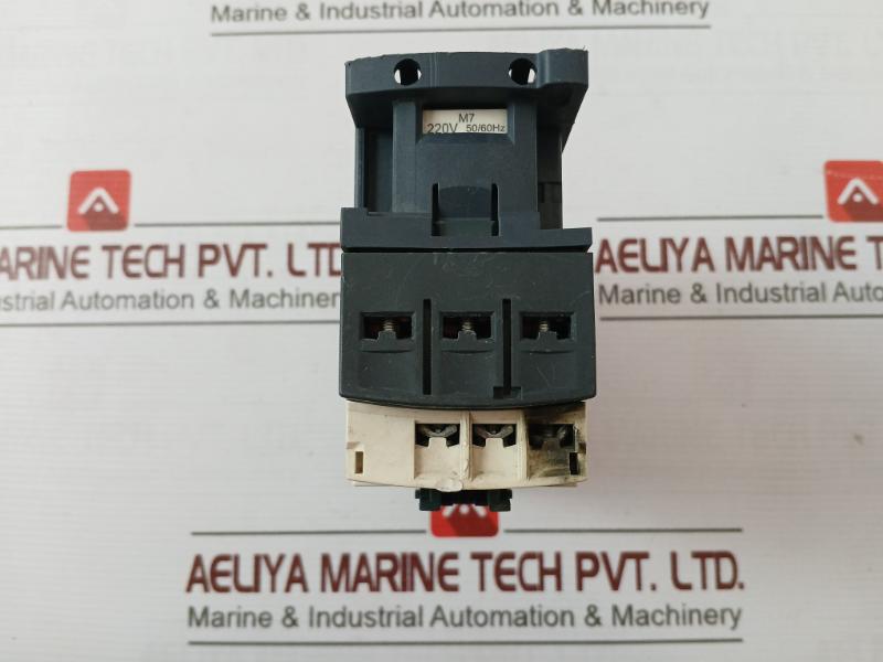 Schneider Electric Lc1D12 3-pole Contactor 12A 220V Coil Tesys D Series