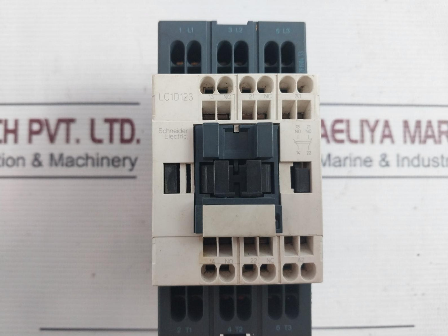 Schneider Electric Lc1D123 Tesys D Contactor 20A 50/60Hz