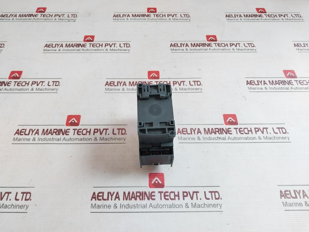 Schneider Electric Lc1D183Bl Contactor 220/440V 18A W416459260221 22A