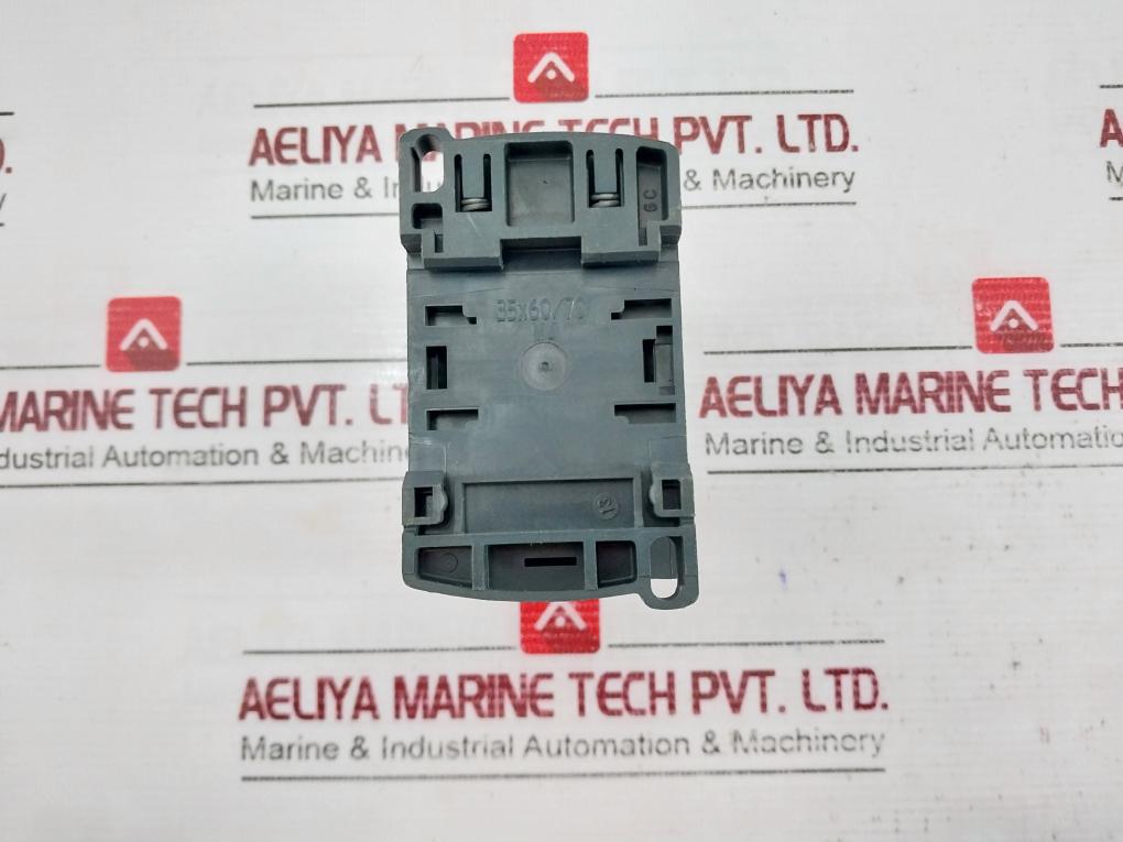 Schneider Electric Lc1D18 Contactor 50/60Hz 600V Awg 8-18 Iec/En 60947 A600-p600