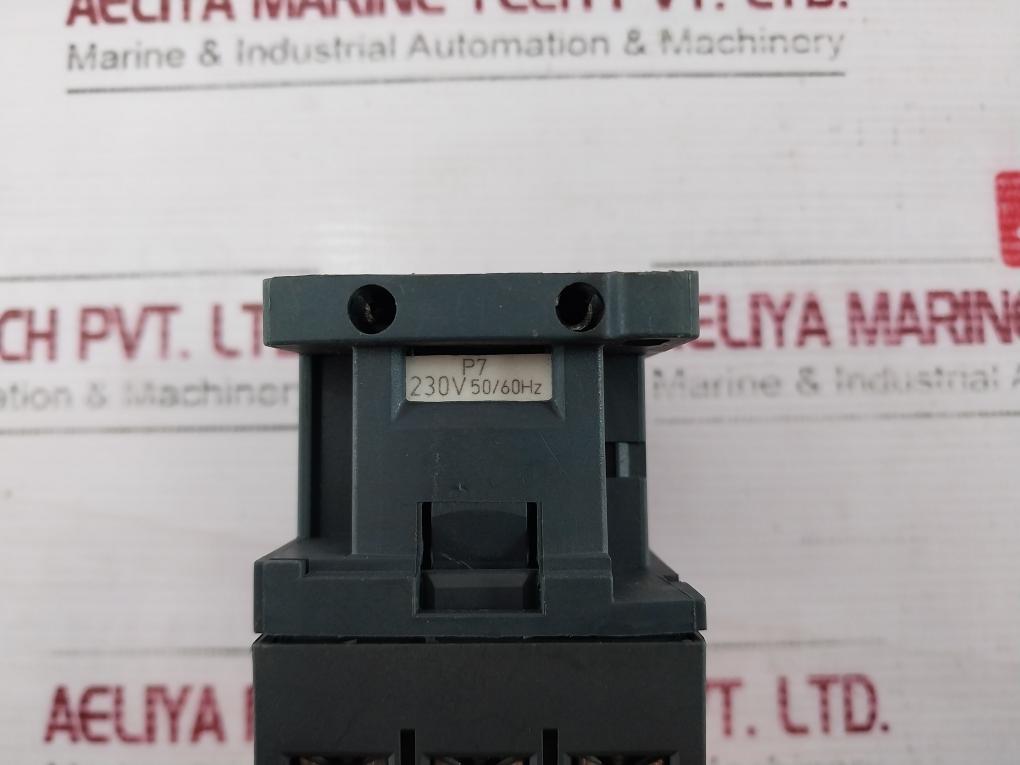 Schneider Electric Lc1D18 Contactor 50/60Hz 600V Awg 8-18 Iec/En 60947 A600-p600