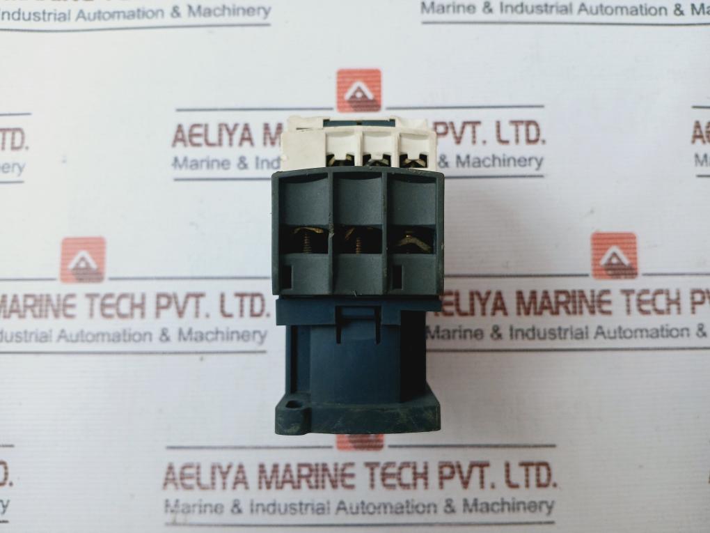 Schneider Electric Lc1D25 Contactor 40A.