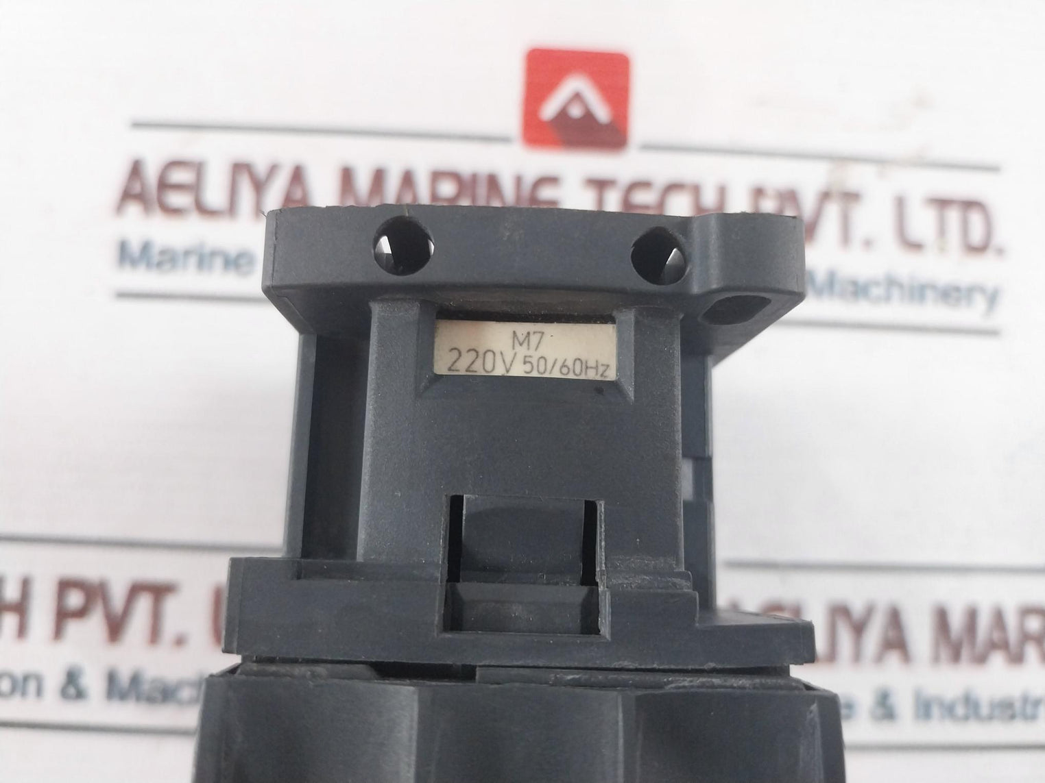 Schneider Electric LC1D25 Contactor M7 220V 50/60 Hz