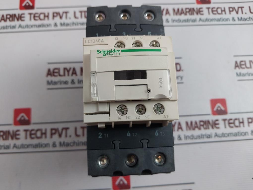 Schneider Electric Lc1D40Ar7 3 Pole Contactor 440V 50/60Hz
