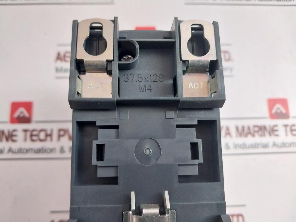 Schneider Electric Lc1D40Ar7 3 Pole Contactor 440V 50/60Hz