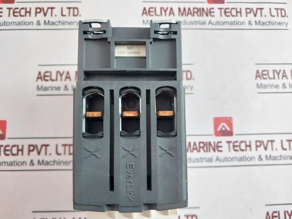 Schneider Electric Lc1D50Am7 3 Pole Contactor 440V-50A-220V Ac Coil