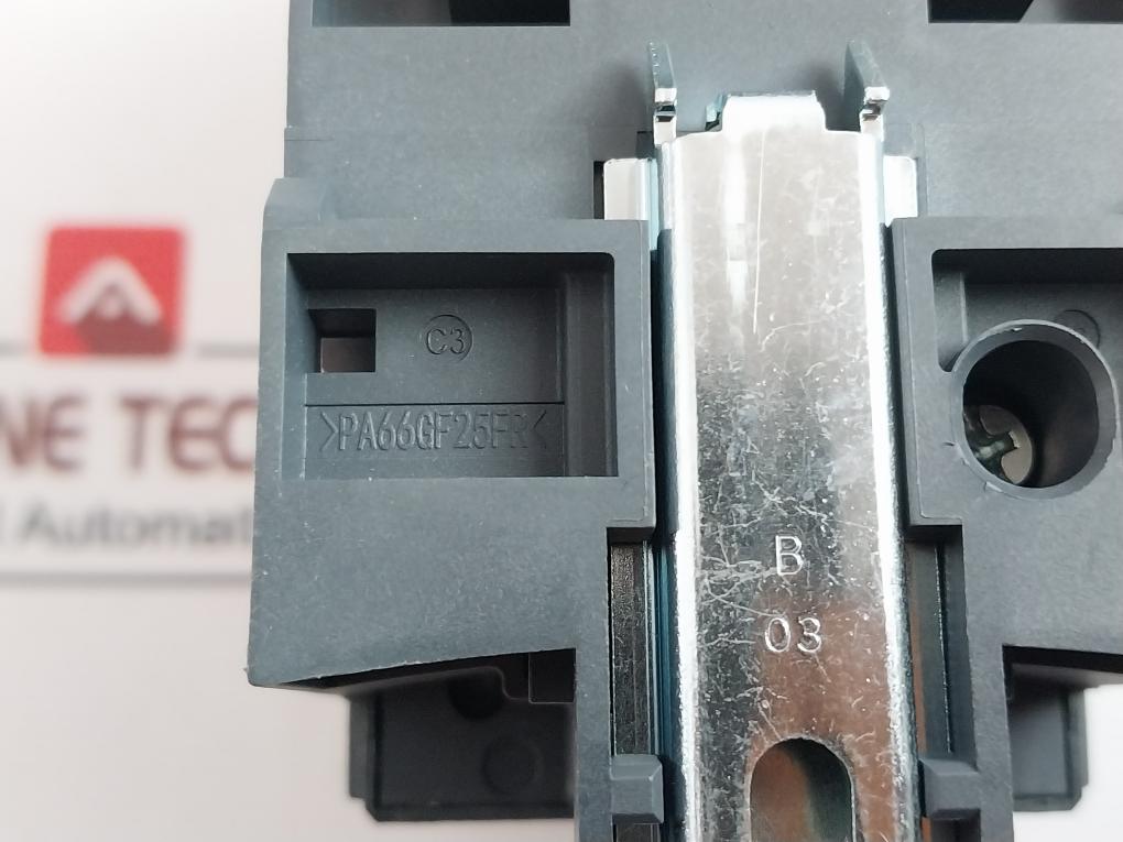 Schneider Electric Lc1D50Am7 3 Pole Contactor 440V-50A-220V Ac Coil