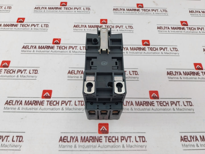 Schneider Electric Lc1D65Ar7 3 Pole Contactor 690V- 50/60Hz 80A