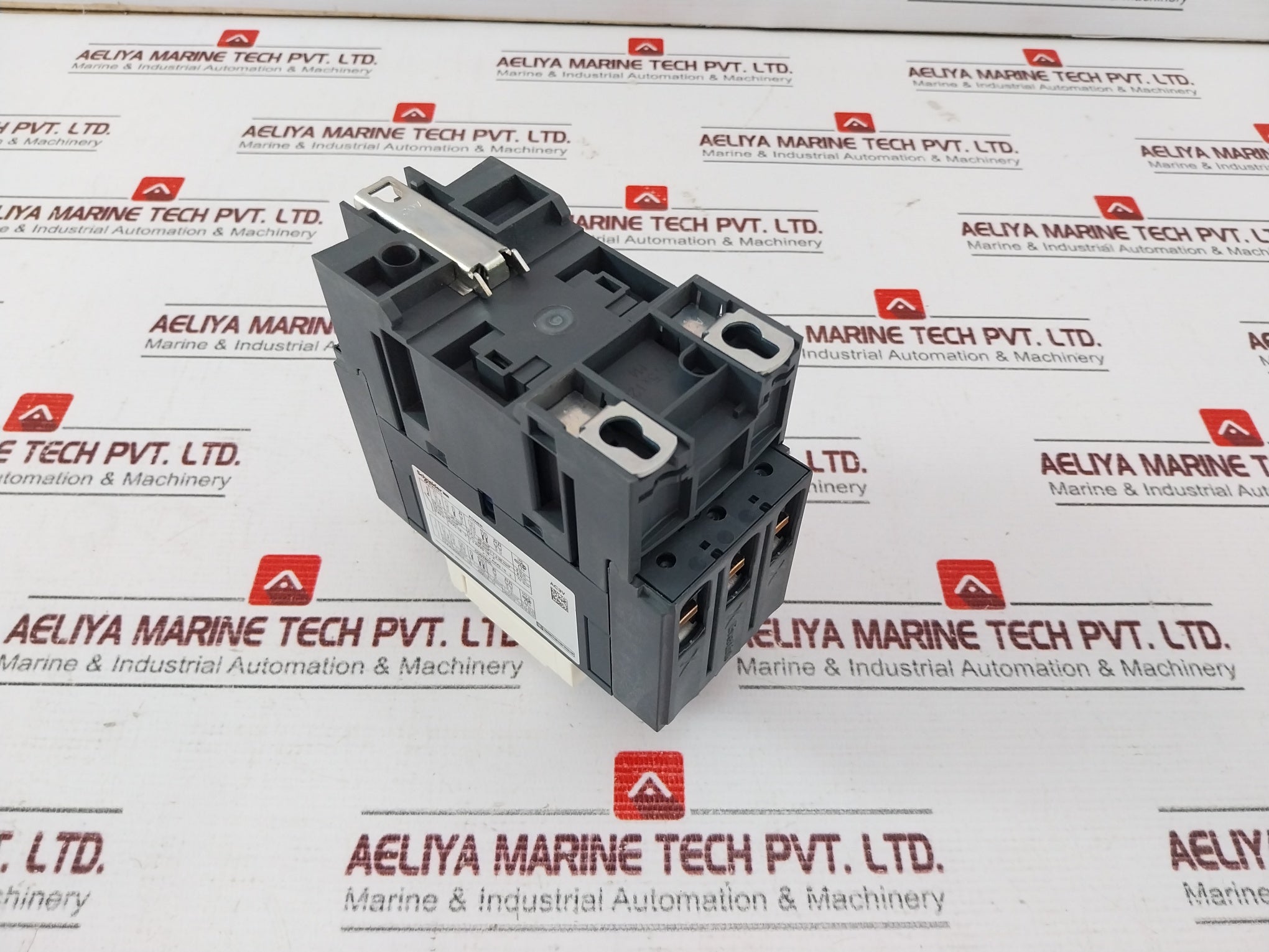 Schneider Electric Lc1D65Ar7 3 Pole Contactor 690V- 50/60Hz 80A