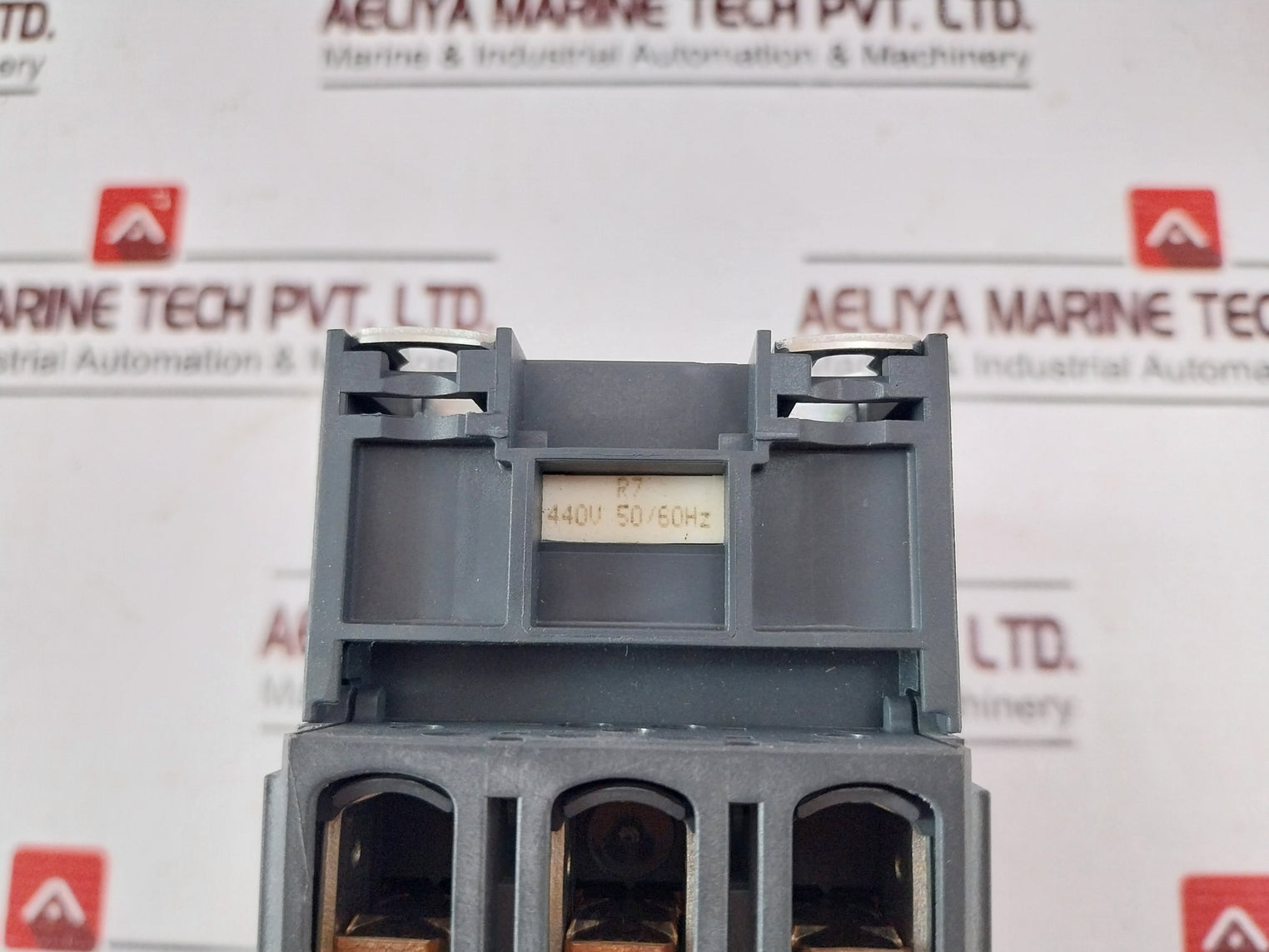 Schneider Electric Lc1D65Ar7 3 Pole Contactor 690V- 50/60Hz 80A