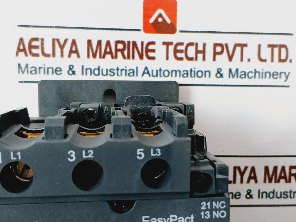 Schneider Electric Lc1E65M5 Easypact Contactor 690V