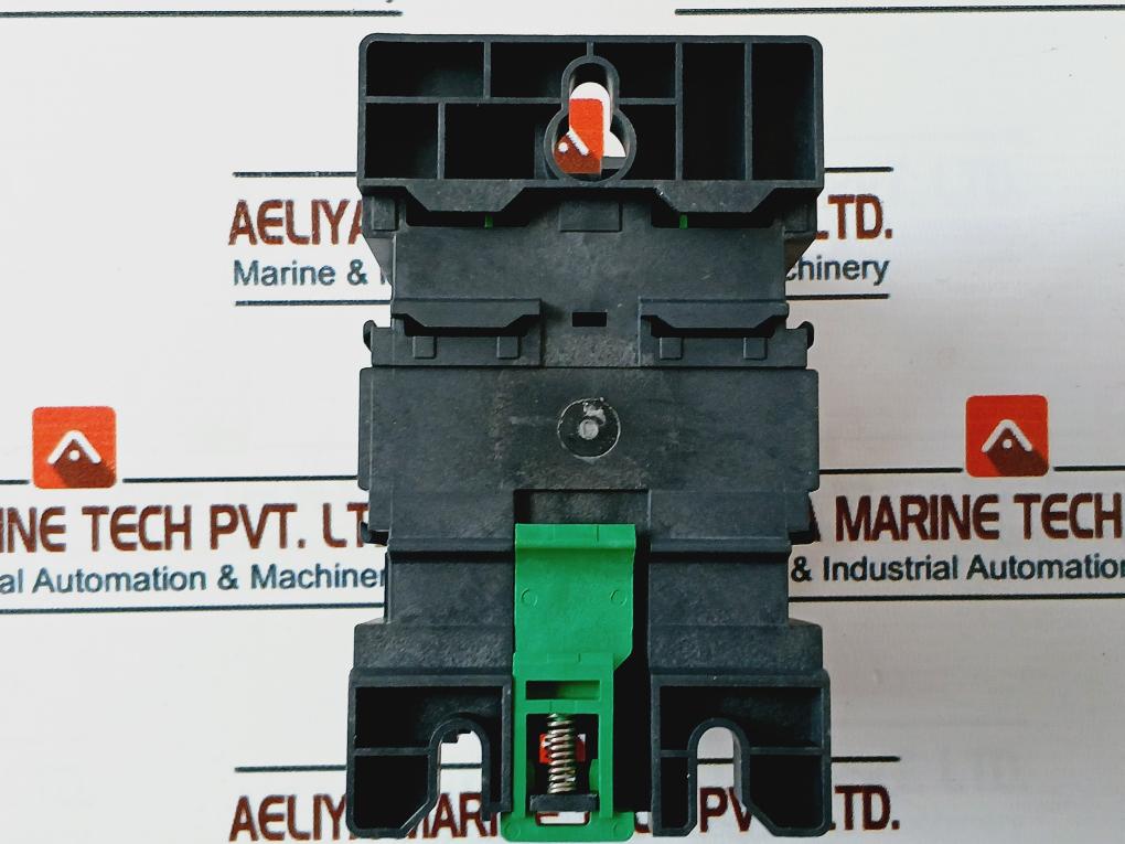 Schneider Electric Lc1E65M5 Easypact Contactor 690V