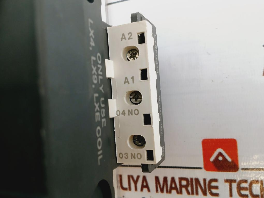 Schneider Electric Lc1F185 Contactor 275A 1000V~