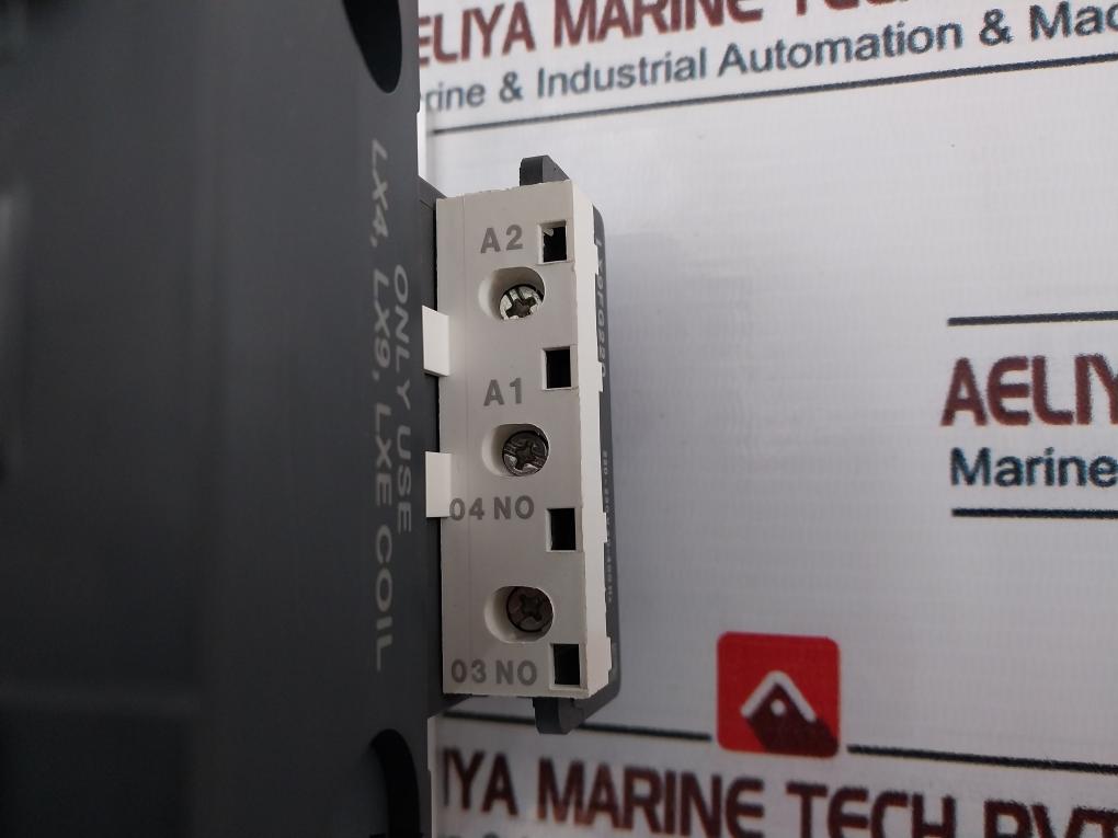 Schneider Electric Lc1F185 Screw Kit For 3 Pole Contactors