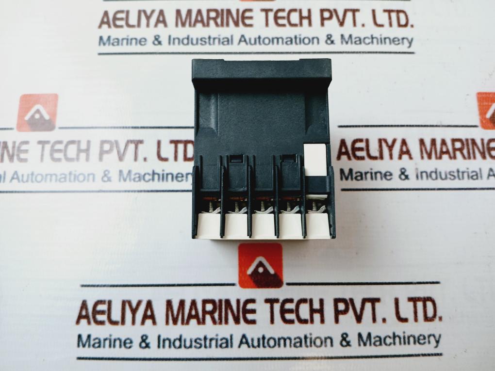 Schneider Electric Lc1K0610P7 Contactor 50/60Hz