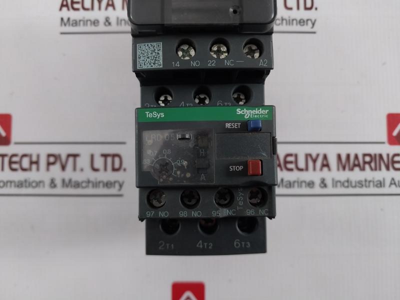 Schneider Electric Lc1d12bdc 3-pole Contactor Thermal Overload Relay Lrd05c