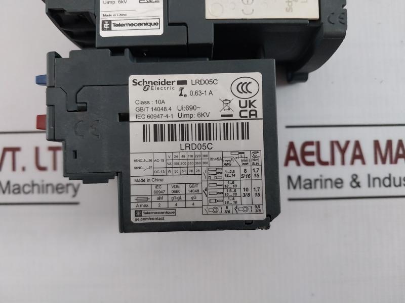 Schneider Electric Lc1d12bdc 3-pole Contactor Thermal Overload Relay Lrd05c