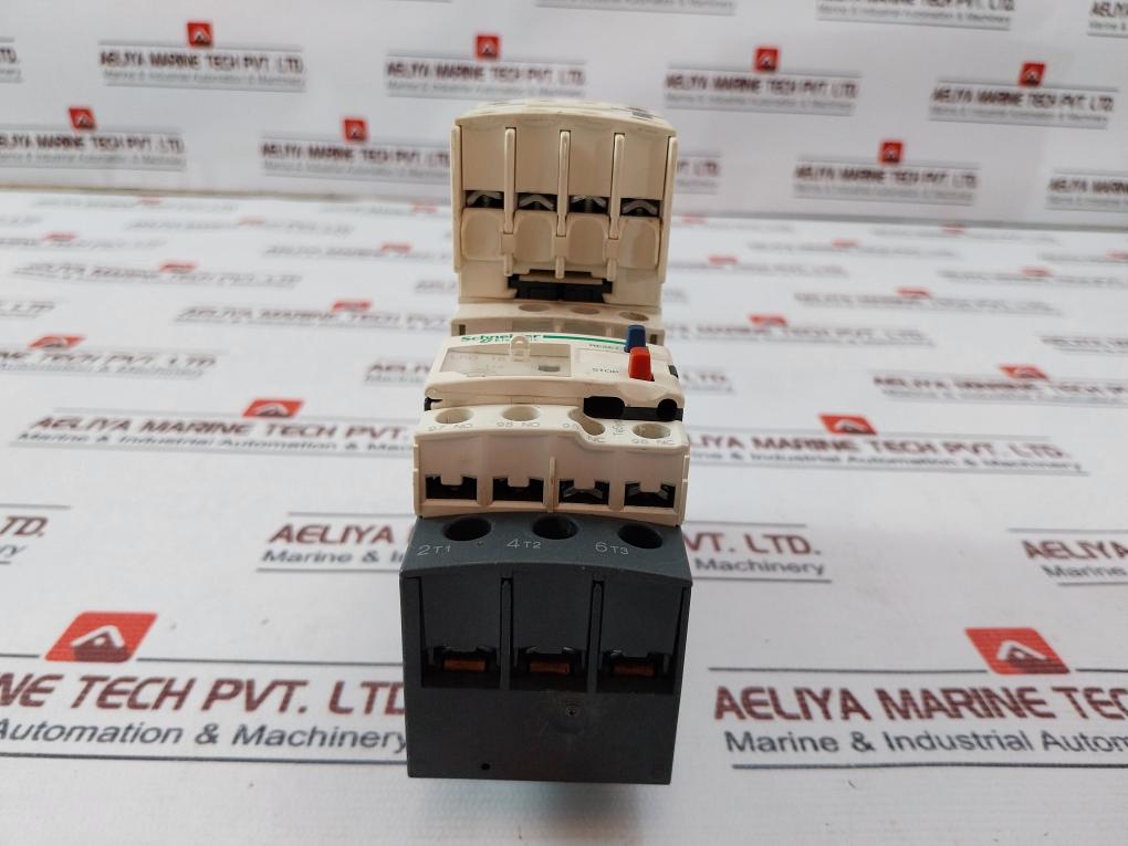 Schneider Electric Lrd16 Thermal Overload Relay With Contactor La1 Dn22 / Cad 32