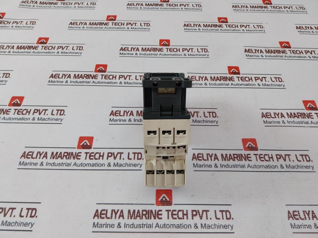 Schneider Electric Lrd16 Thermal Overload Relay With Contactor La1 Dn22 / Cad 32