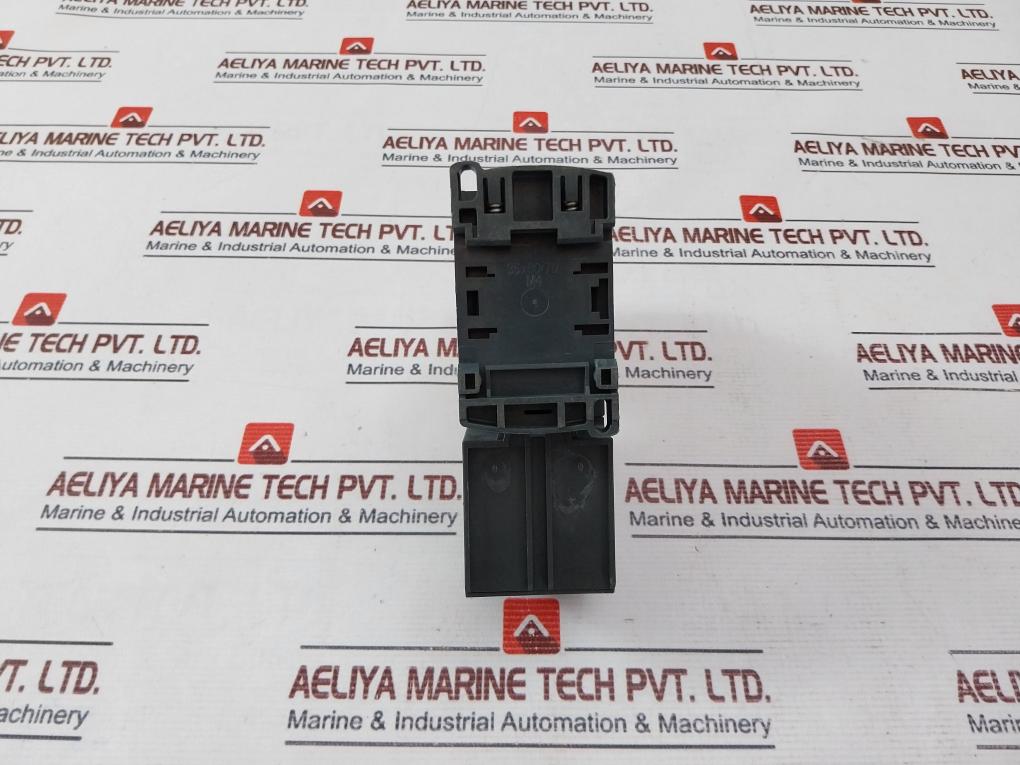 Schneider Electric Lrd16 Thermal Overload Relay With Contactor La1 Dn22 / Cad 32