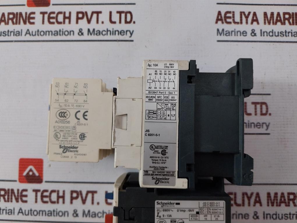 Schneider Electric Lrd16 Thermal Overload Relay With Contactor La1 Dn22 / Cad 32