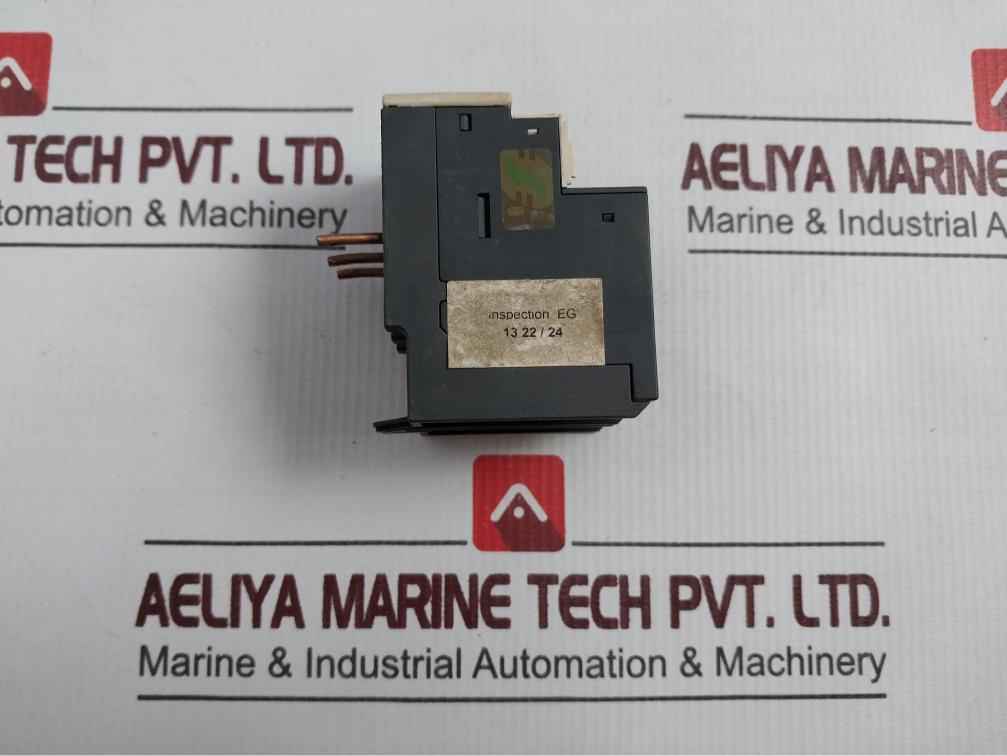 Schneider Electric Lrd 32 Overload Relay With Adapter 23–32A,600V