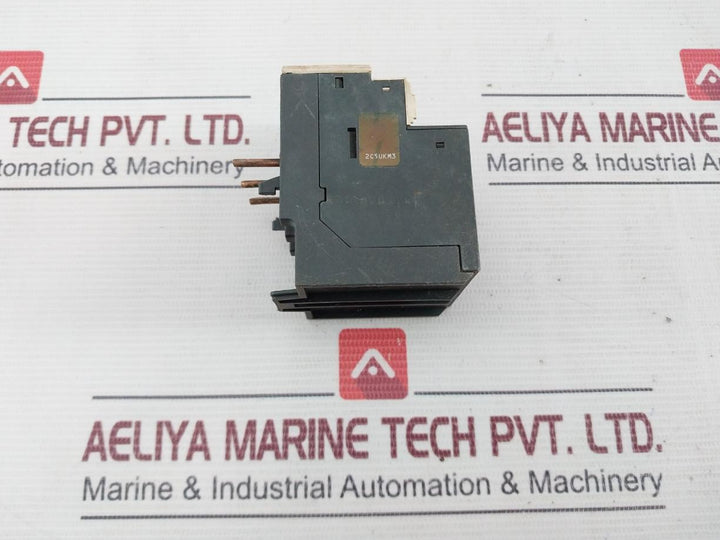 Schneider Electric Lrd 32 Thermal Overload Relay Vuh7 Iea06 2C5Ukm3 Ie 23-32A
