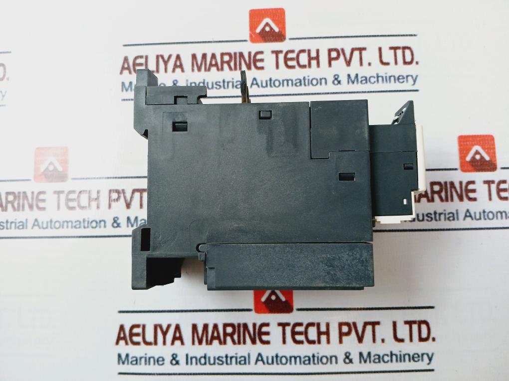 Schneider Electric Lrd332 Thermal Overload Relay 23-32A 50/60Hz