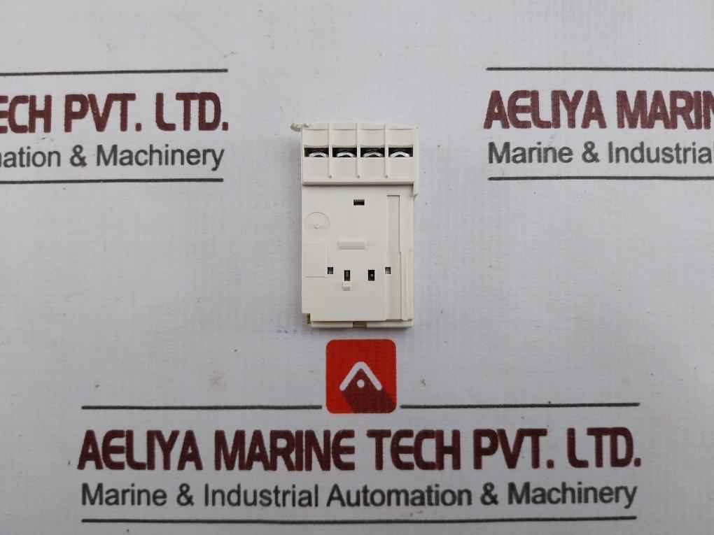 Schneider Electric Lua1C11 Auxiliary Signalling Contact Block 2.5A 250V