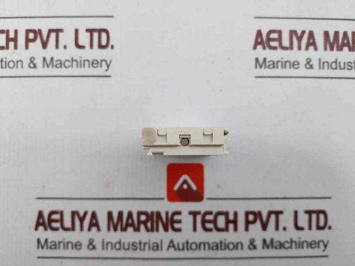 Schneider Electric Lua1C11 Auxiliary Signalling Contact Block 2.5A 250V